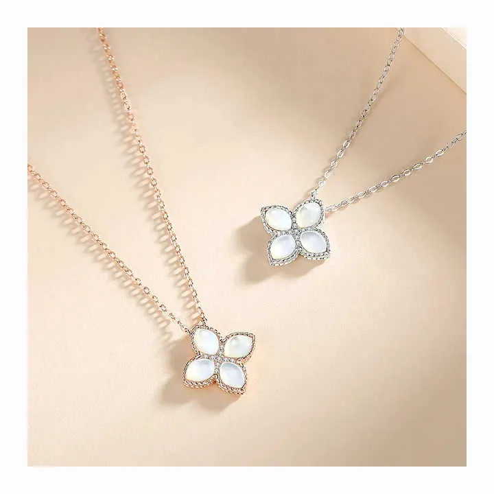 مجموعة مجوهرات فاخرة من الذهب الورديLuxury Rose Gold Jewelry Set