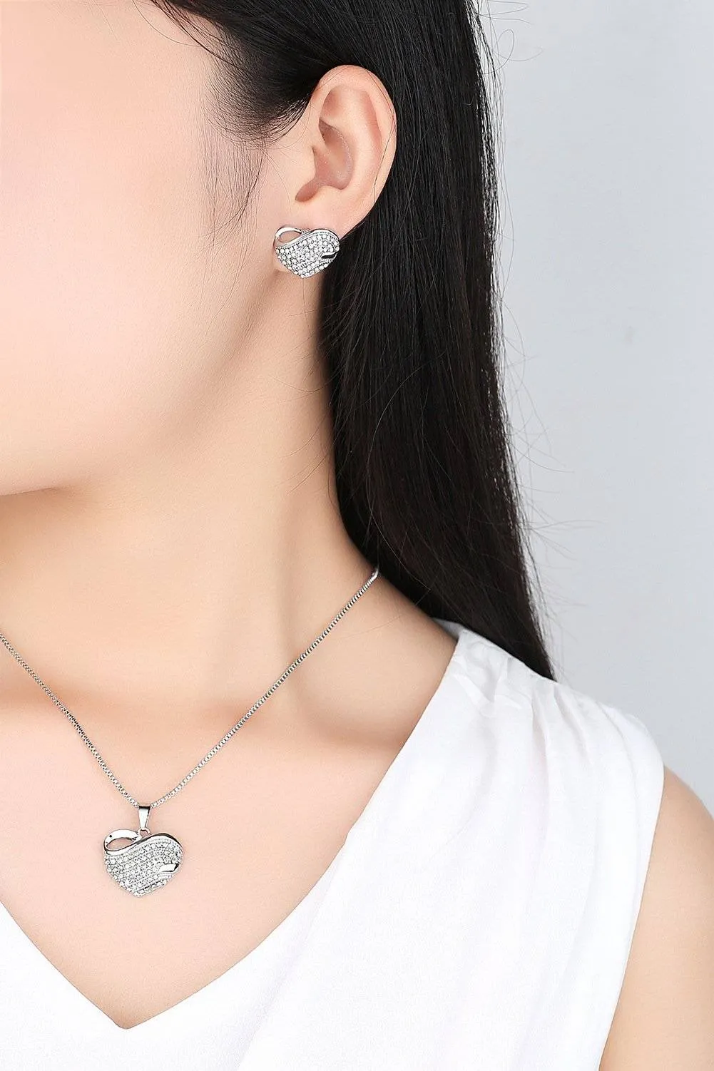 Bold Pavé Hearts Necklace and Earrings Set