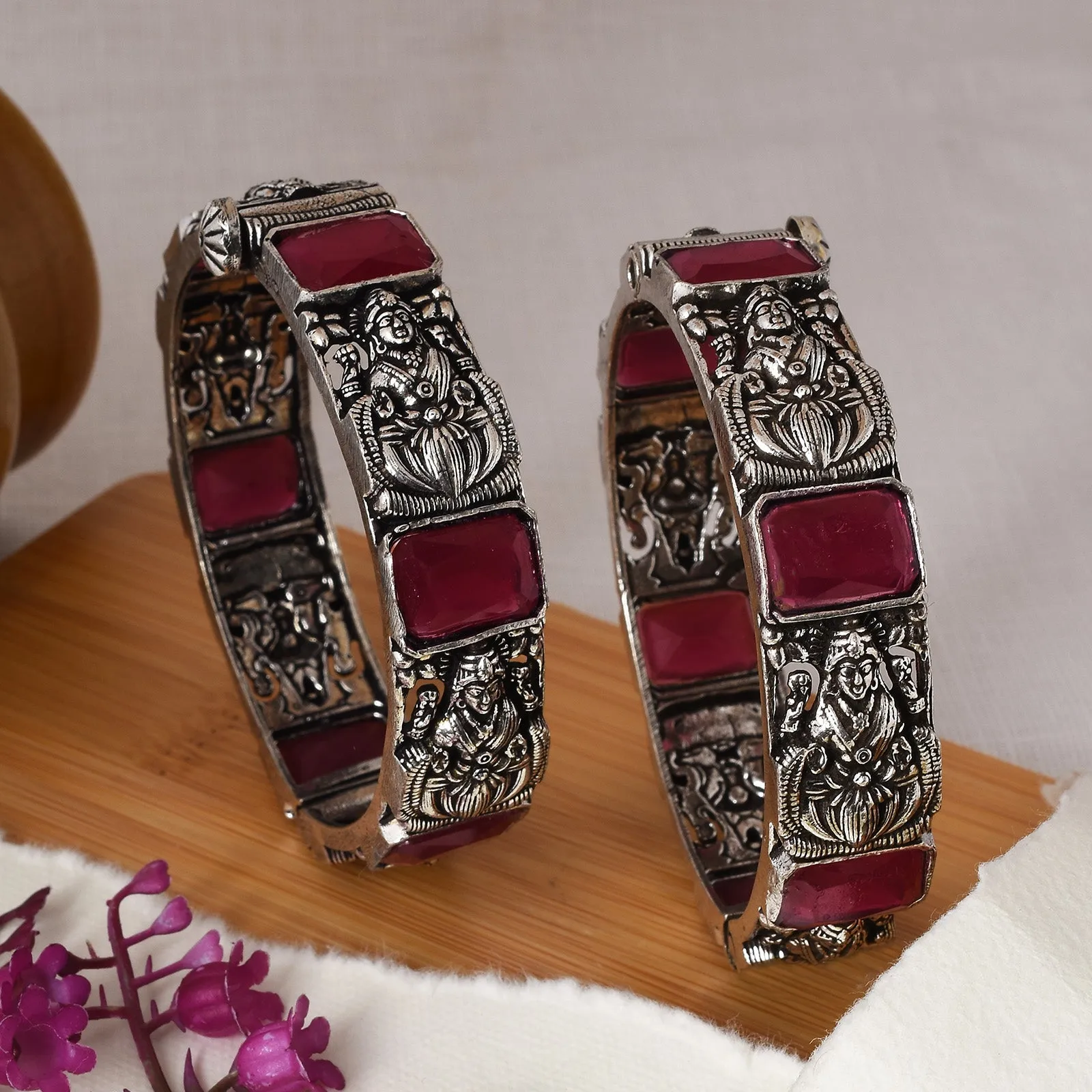 Padma One Piece Bangle